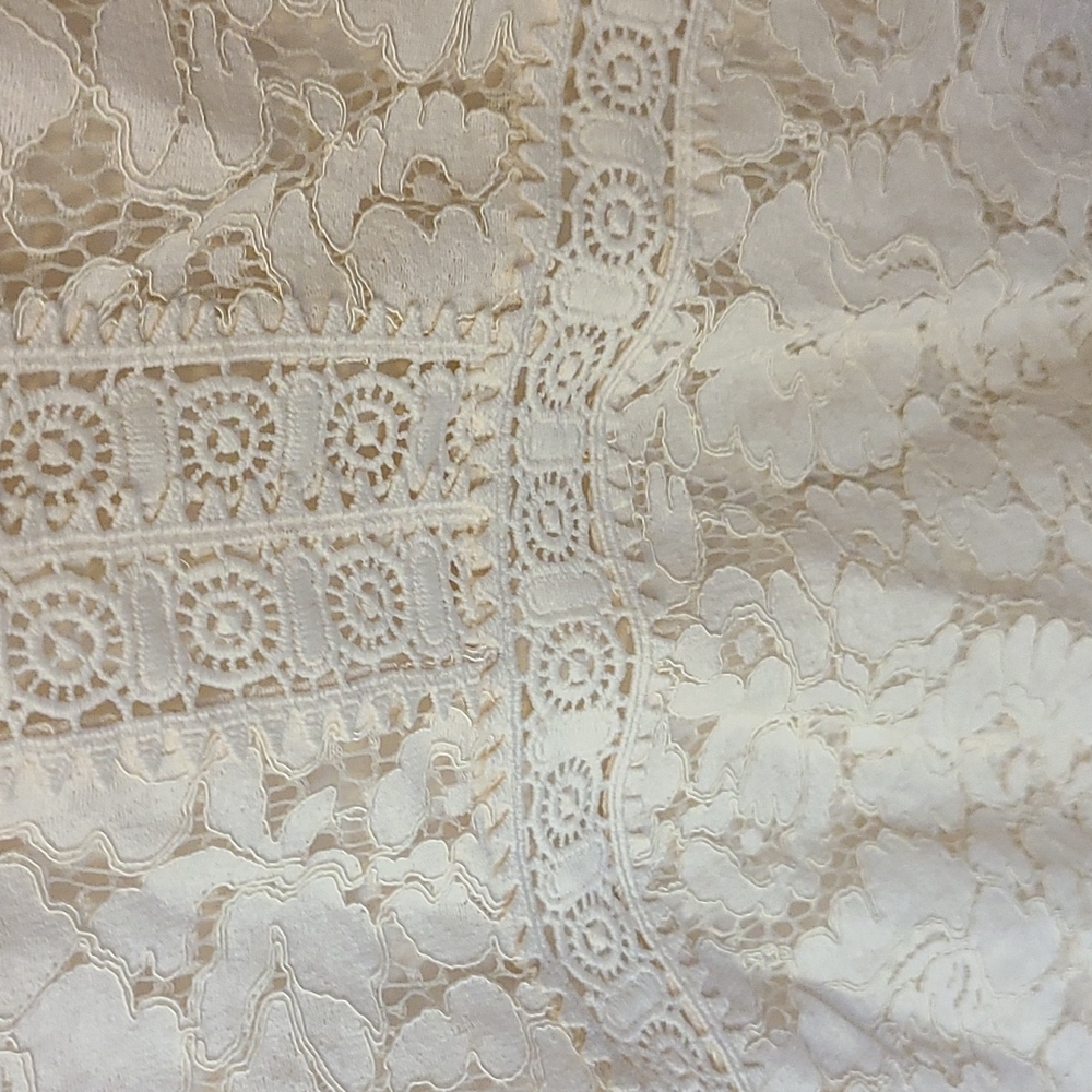 Loft lace top - Picture 3 of 4
